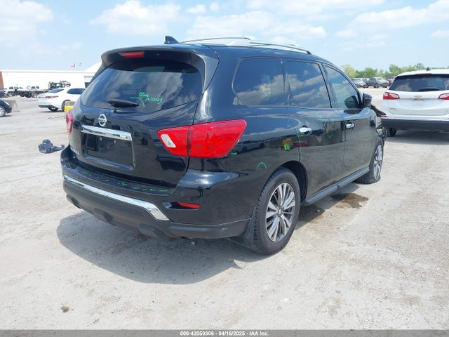 5N1DR2MN1KC585905 Nissan Pathfinder S