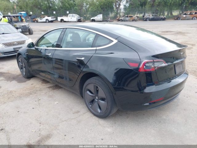 2018 TESLA MODEL 3 5YJ3E1EA1JF171879 Photo 2