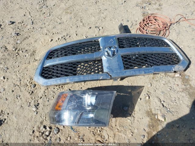 1C6RR6GG5HS678804 RAM 1500 Slt  4x2 6'4 Box