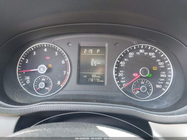 1VWAS7A37FC088646 Volkswagen Passat 1.8t S