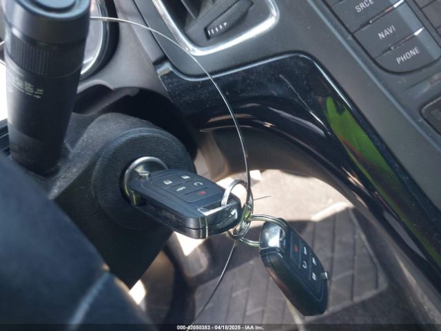 W04WT3N53GG100841 Buick Cascada Premium