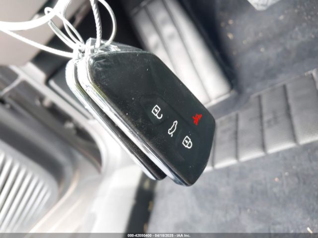 2023 VOLKSWAGEN ID.4 1V25MPE89PC025486 Photo 10