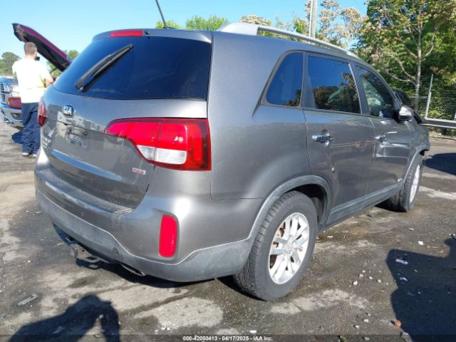 5XYKTCA63EG506217 KIA SORENTO LX