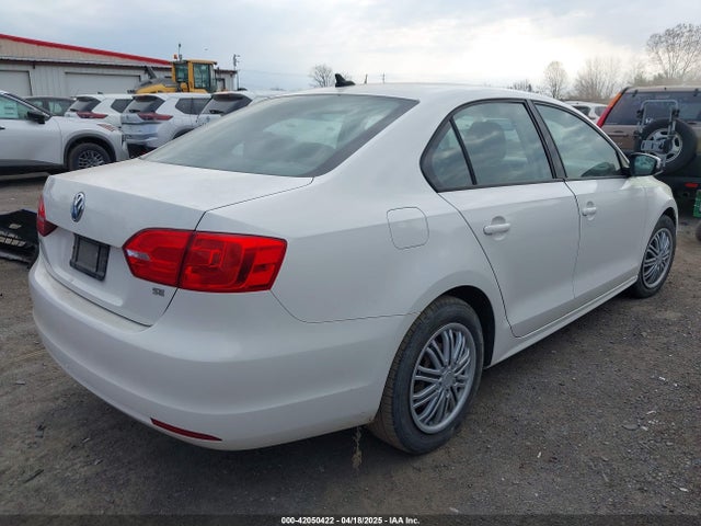 3VWD17AJ3EM238330 Volkswagen Jetta 1.8t Se
