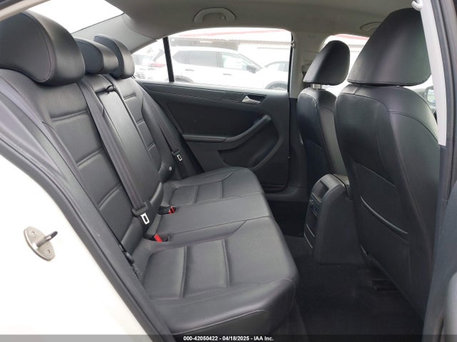 3VWD17AJ3EM238330 Volkswagen Jetta 1.8t Se