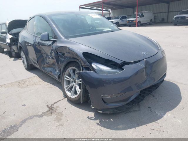 2023 TESLA MODEL Y 7SAYGDEE6PA169168 Photo 0