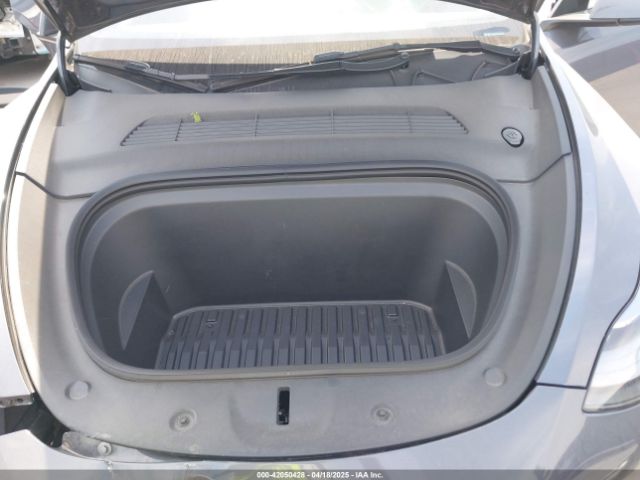 2023 TESLA MODEL Y 7SAYGDEE6PA169168 Photo 9