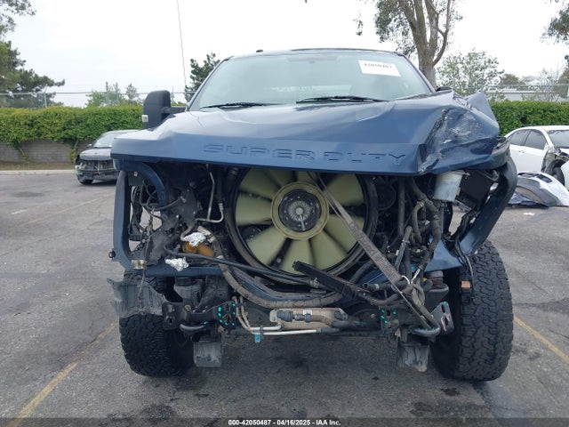 1FT7W2BT2KEE58404 Ford F-250 Xlt