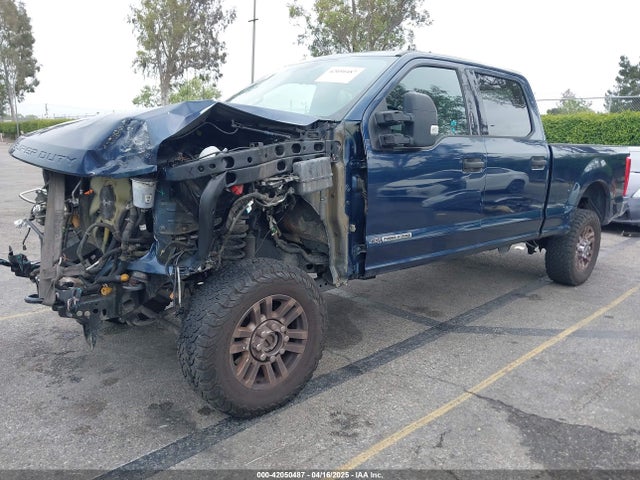 1FT7W2BT2KEE58404 Ford F-250 Xlt