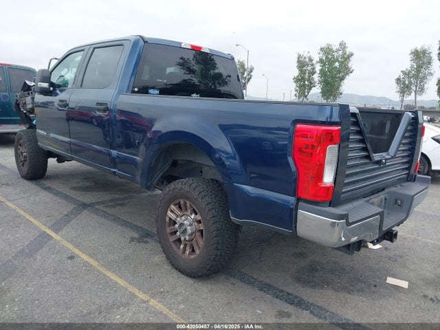 1FT7W2BT2KEE58404 Ford F-250 Xlt