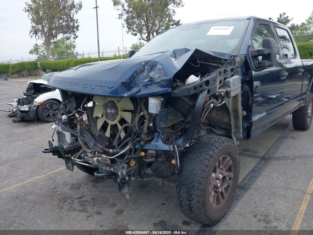 1FT7W2BT2KEE58404 Ford F-250 Xlt