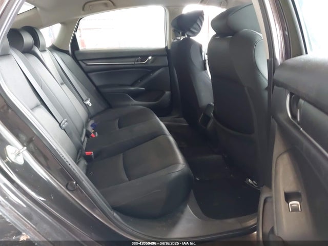 1HGCV1F17JA075599 Honda ACCORD LX