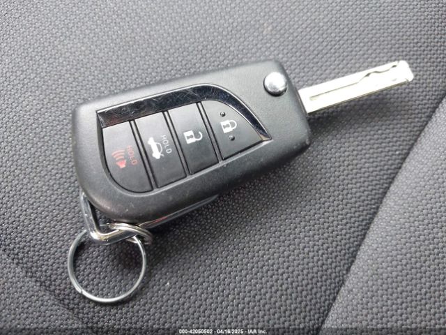 JTDEPRAE4LJ117000 Toyota COROLLA LE