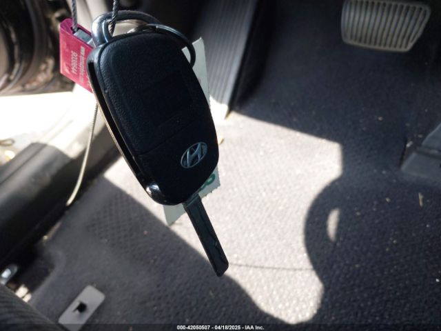 KM8J23A47JU684567 Hyundai TUCSON SE
