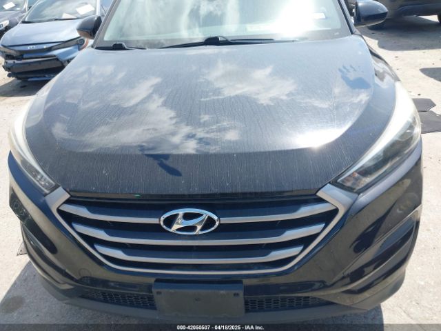 KM8J23A47JU684567 Hyundai TUCSON SE