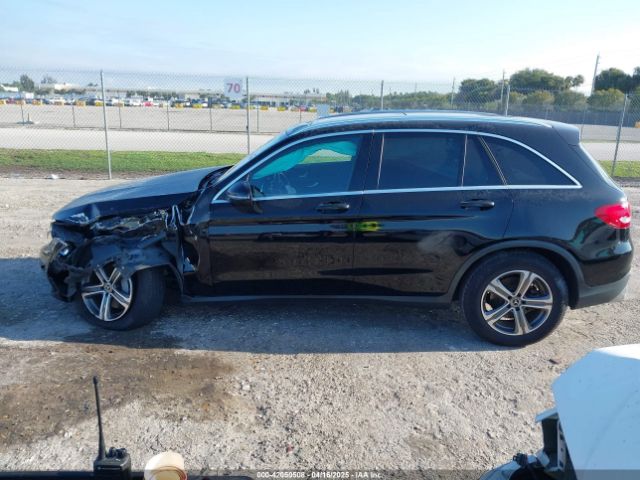 WDC0G4JB0JV029239 Mercedes-Benz GLC 300