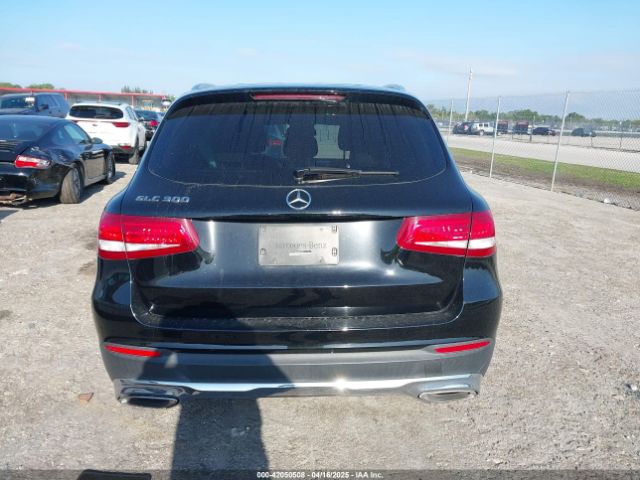 WDC0G4JB0JV029239 Mercedes-Benz GLC 300