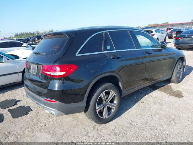 WDC0G4JB0JV029239 Mercedes-Benz GLC 300