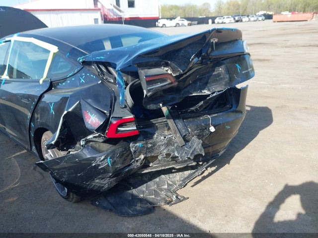 2022 TESLA MODEL 3 5YJ3E1EB0NF256629 Photo 5
