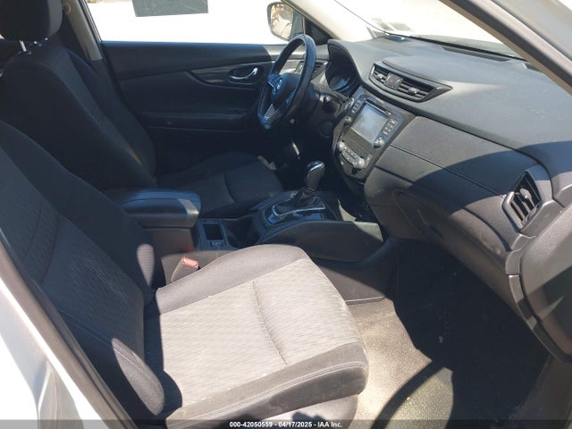 JN8AT2MV7HW268487 Nissan ROGUE SV