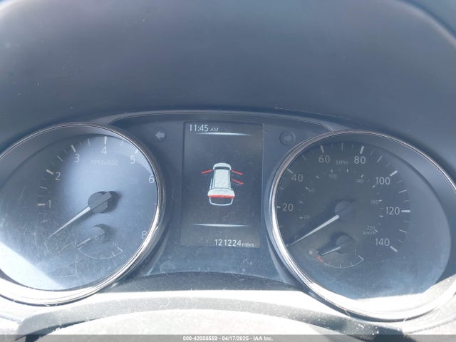 JN8AT2MV7HW268487 Nissan ROGUE SV