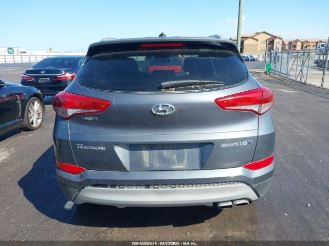 KM8J33A24HU387195 Hyundai Tucson Sport