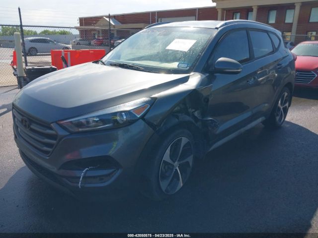 KM8J33A24HU387195 Hyundai Tucson Sport