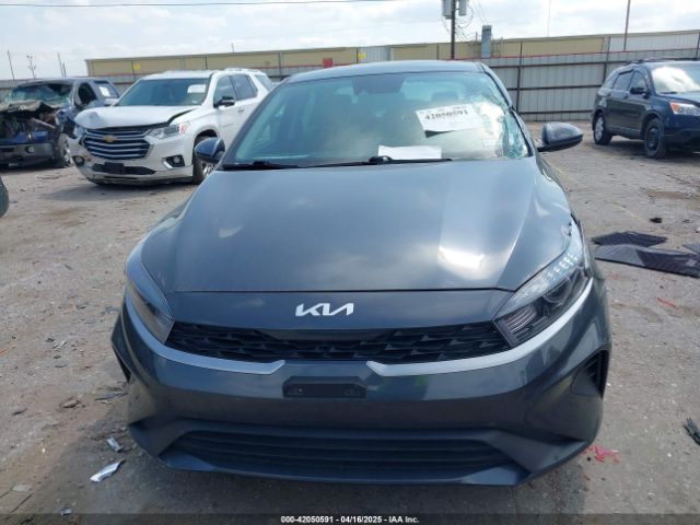 3KPF24AD7RE751372 KIA FORTE LX