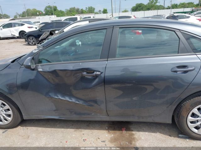 3KPF24AD7RE751372 KIA FORTE LX