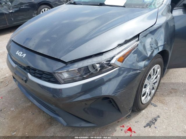 3KPF24AD7RE751372 KIA FORTE LX