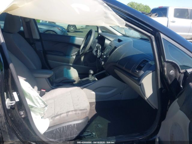 KNAFX4A60G5470216 KIA FORTE LX