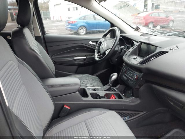 1FMCU9GD0KUC43071 Ford ESCAPE SE