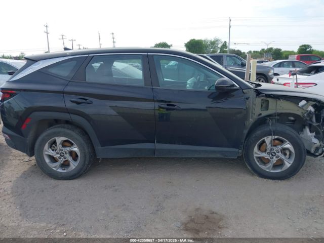 5NMJACAE2NH086819 Hyundai TUCSON SE
