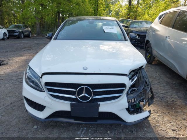 55SWF4JB1HU222011 Mercedes-Benz C 300 Luxury/sport