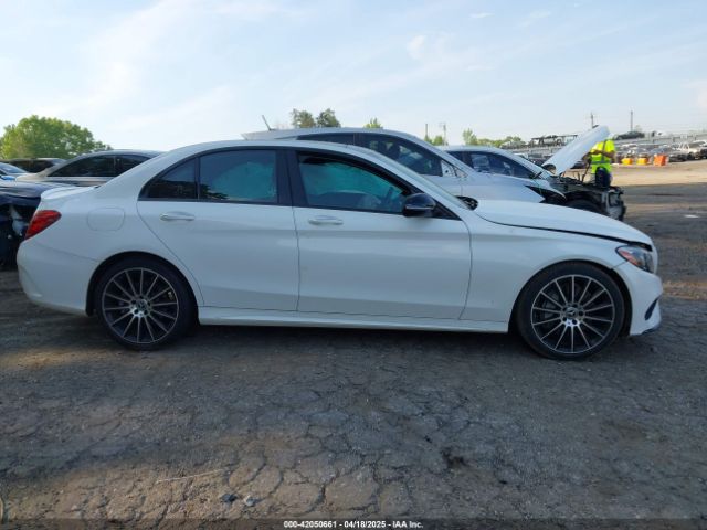 55SWF4JB1HU222011 Mercedes-Benz C 300 Luxury/sport