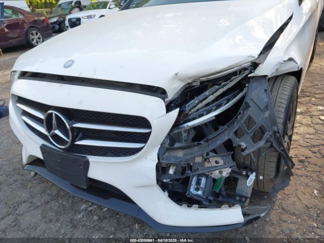 55SWF4JB1HU222011 Mercedes-Benz C 300 Luxury/sport