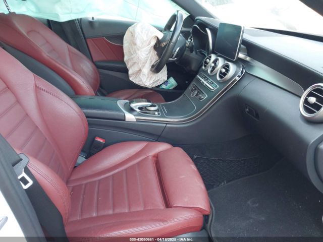 55SWF4JB1HU222011 Mercedes-Benz C 300 Luxury/sport