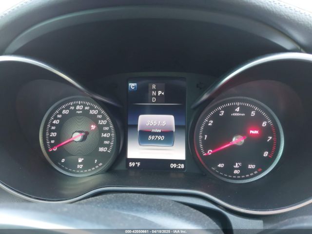 55SWF4JB1HU222011 Mercedes-Benz C 300 Luxury/sport
