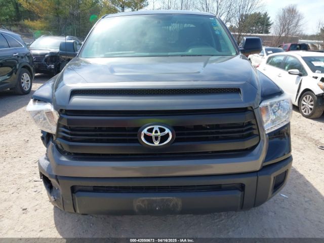 5TFUM5F13HX070078 Toyota Tundra Sr 4.6l V8