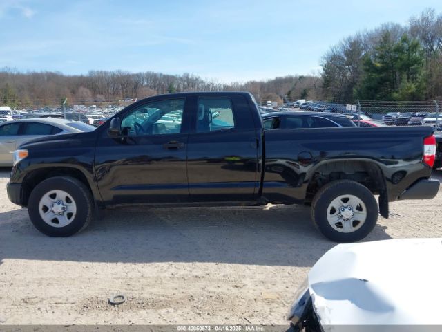5TFUM5F13HX070078 Toyota Tundra Sr 4.6l V8