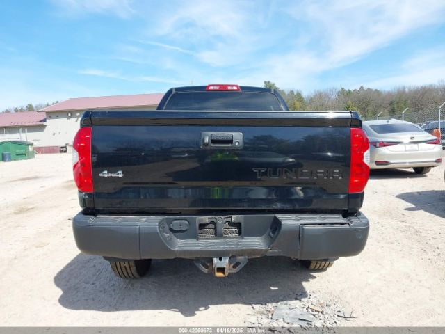 5TFUM5F13HX070078 Toyota Tundra Sr 4.6l V8