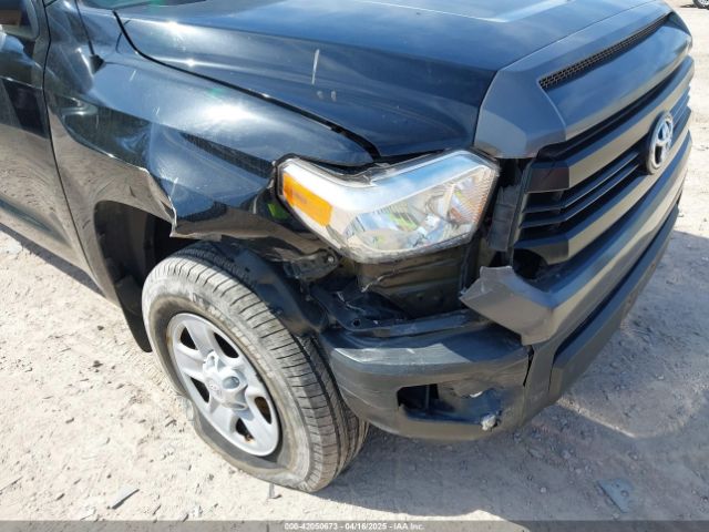 5TFUM5F13HX070078 Toyota Tundra Sr 4.6l V8