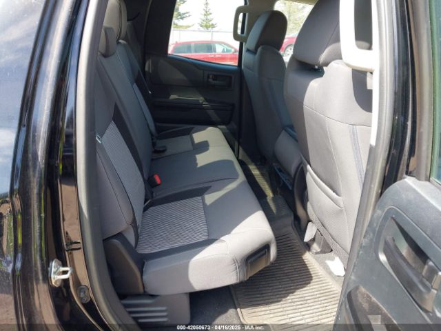5TFUM5F13HX070078 Toyota Tundra Sr 4.6l V8
