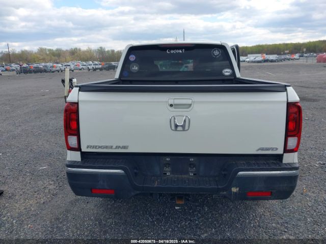 5FPYK3F1XKB011839 Honda Ridgeline Sport