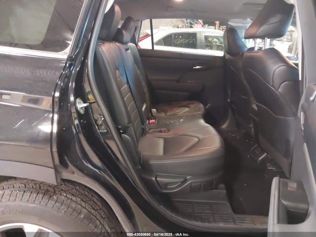 5TDGZRBH7NS562428 Toyota Highlander Xle