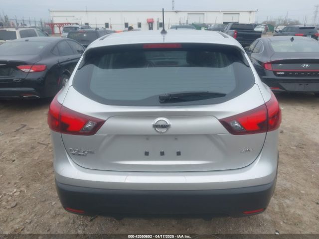 JN1BJ1CR1KW629274 Nissan Rogue Sport S