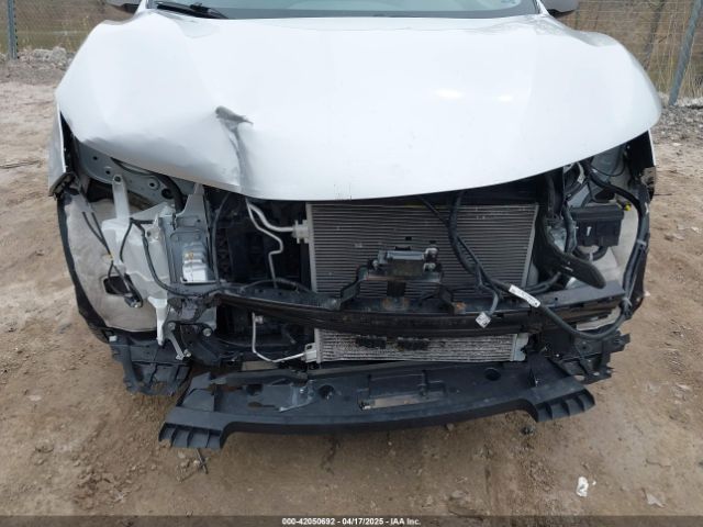 JN1BJ1CR1KW629274 Nissan Rogue Sport S