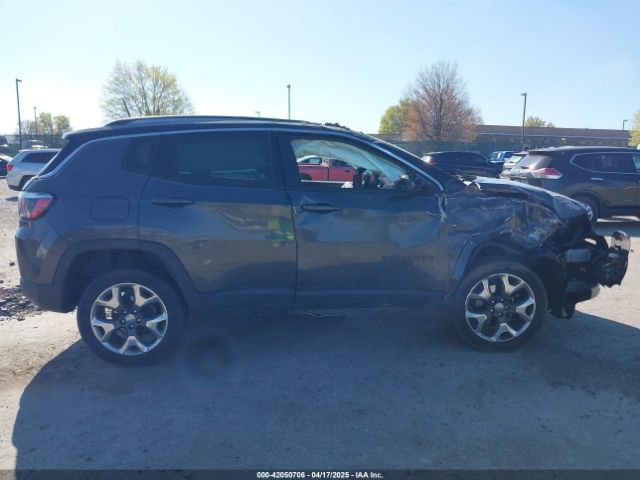 3C4NJDCB7JT355064 Jeep Compass Limited 4x4