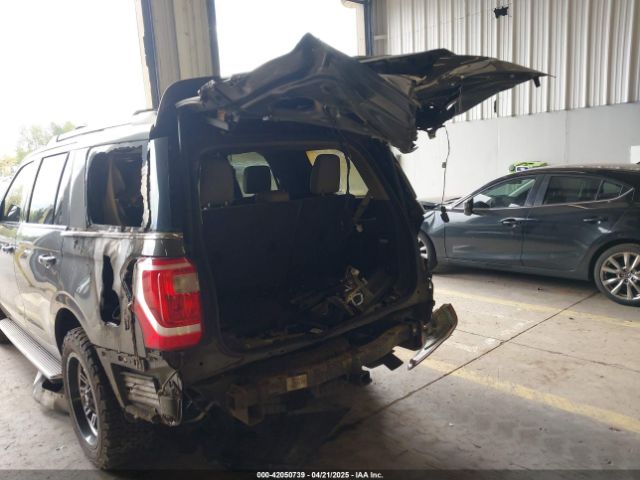 1FMJU1JT7JEA22830 Ford Expedition Xlt