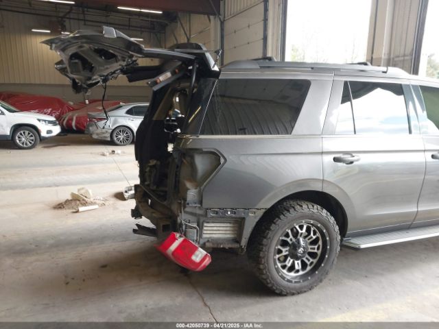 1FMJU1JT7JEA22830 Ford Expedition Xlt